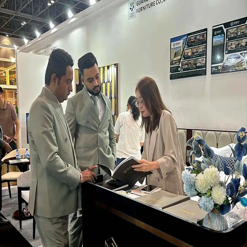 H&P Hotel Furniture provided on-site product brochures and explanations at the Dubai exhibition