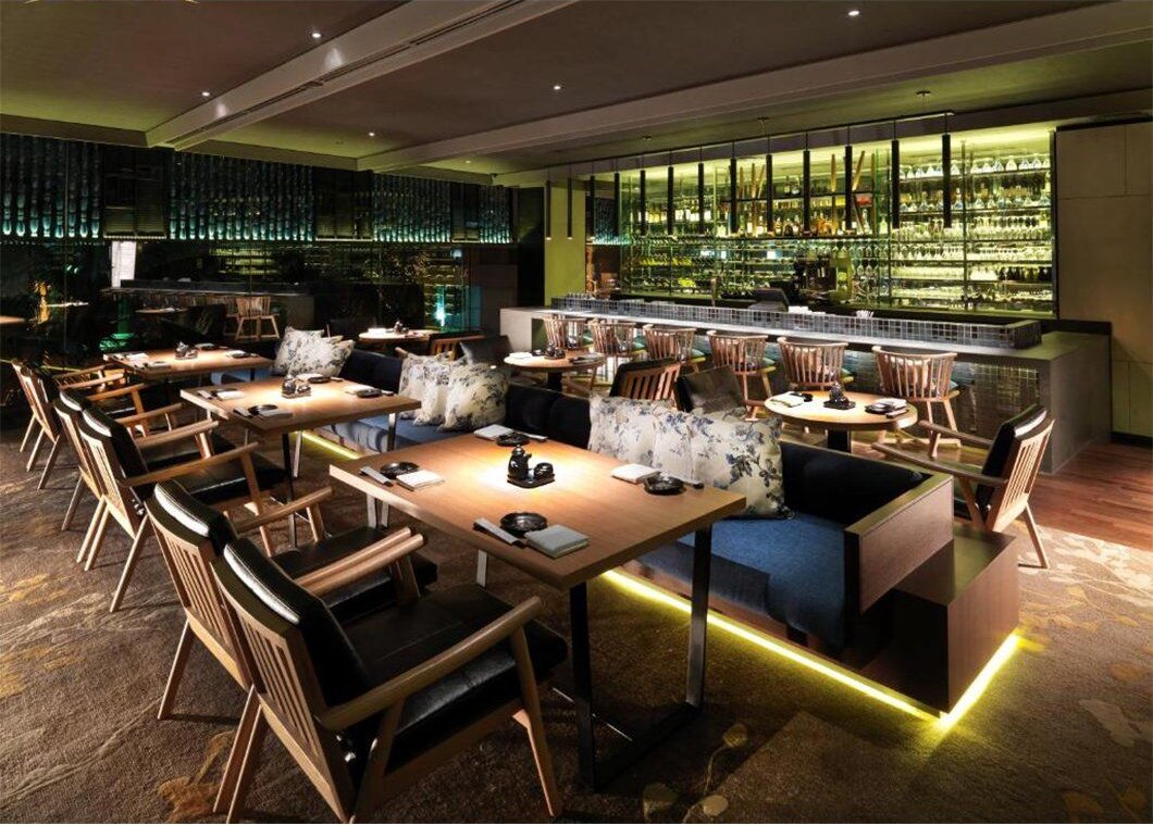 5-Star-Hotel-Restaurant-Furniture-Dining-Table-Chair-Complete-Sets-for-Sale (2).jpg
