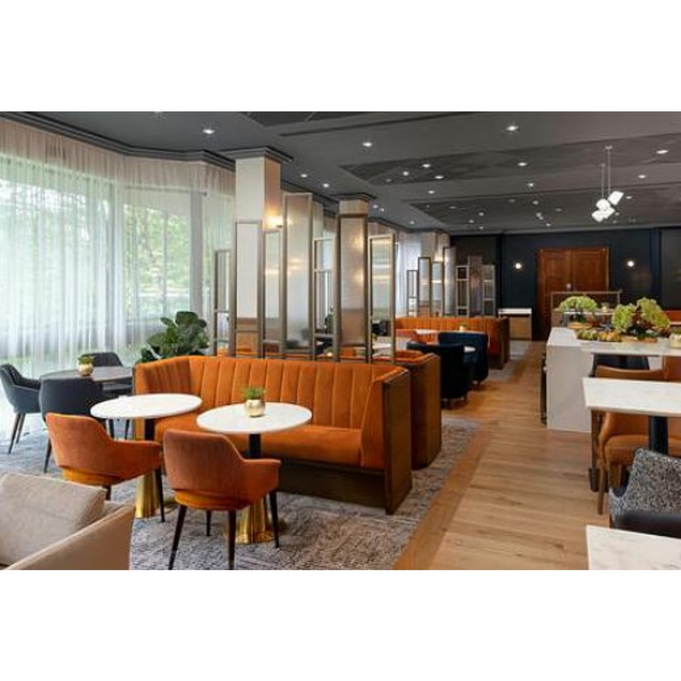hotel-restaurant-banquet-sofa0b9816.jpg
